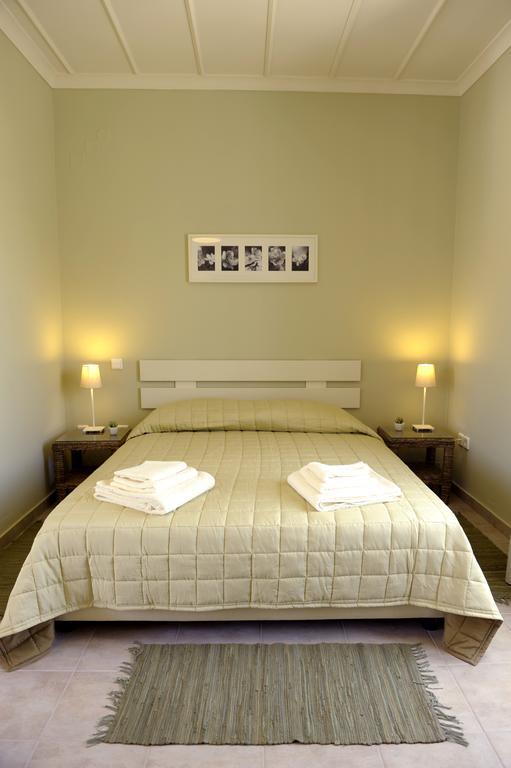 Almyris Hotel Adámasz Szoba fotó